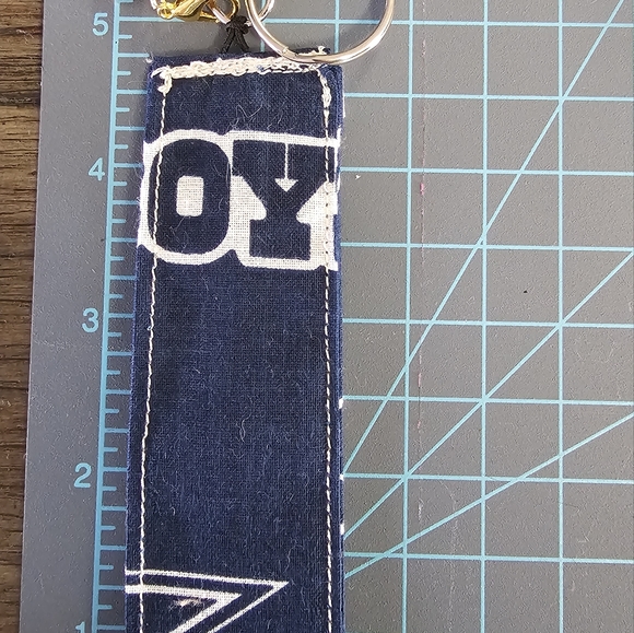 Handmade Keychain - Picture 2 of 5